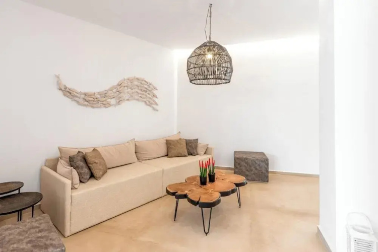 Elvita Beach Hotel