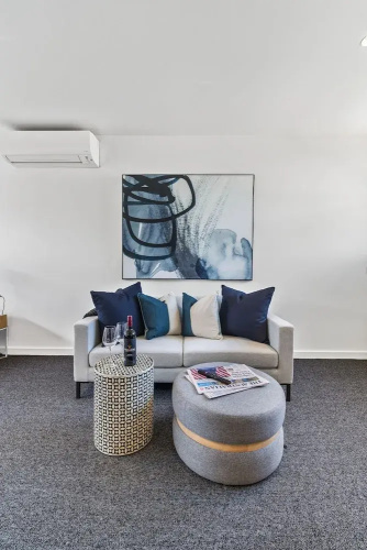 Stylish Studio With Great Amenities Near Beachside
