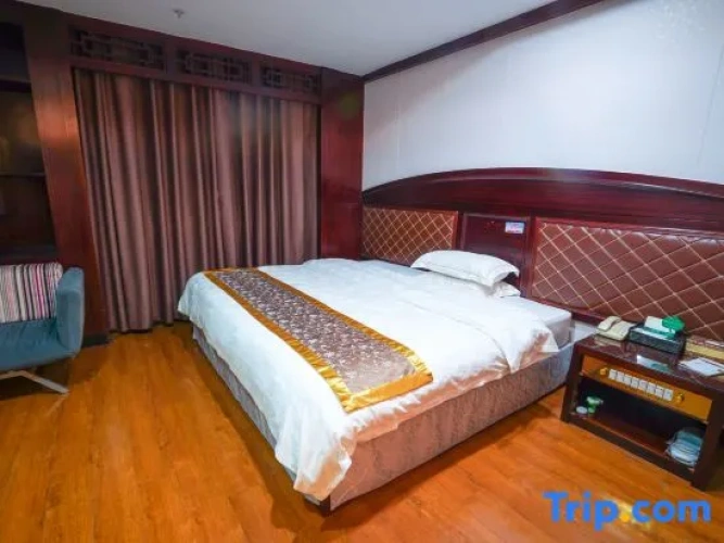 Deluxe Double Suite