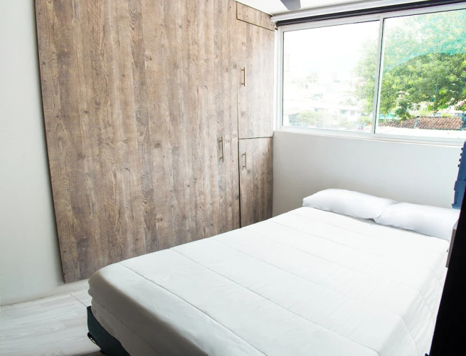 Icon Suites