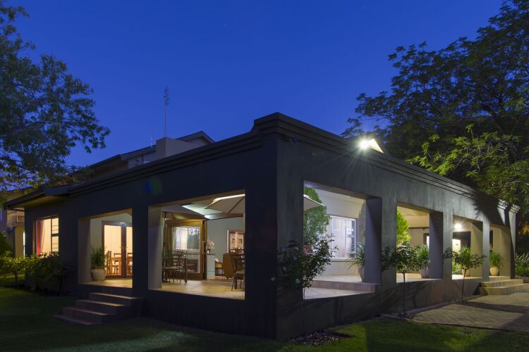 Bayswater LodgeOver view