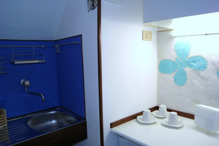 BeeClaire Guest House