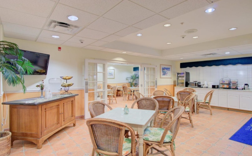Hutchinson Island Plaza Hotel & Suites photo 25