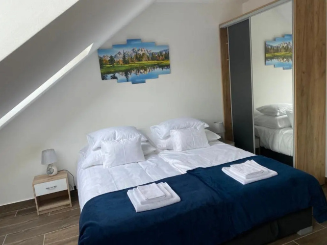 M70 Apartmanház