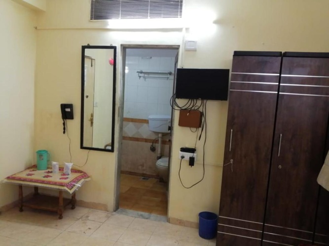 Economy Triple room