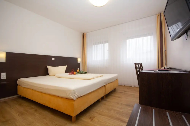 iQ Hotel Clever Ubernachten