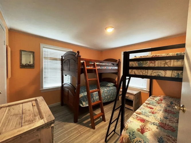 40255 N Beachcomber Dr House by RedAwning