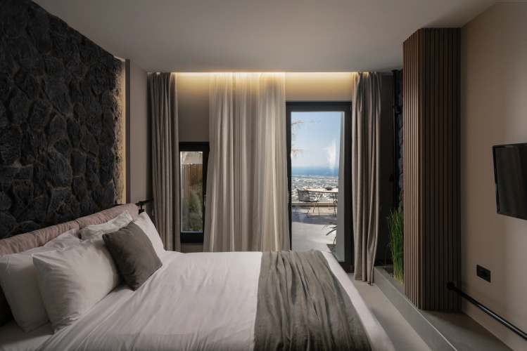 Apikia Santorini Suites - Adults Only