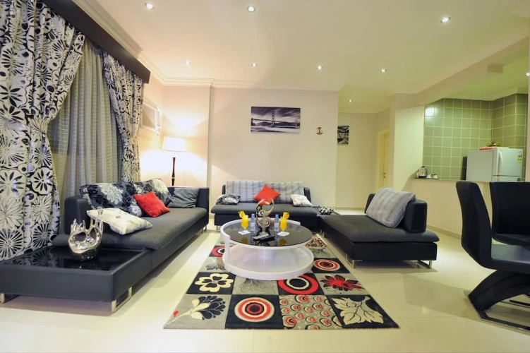 1 Bedroom Apartment