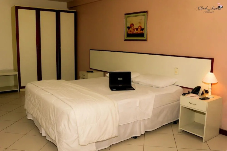 Crystal Apart Hotel