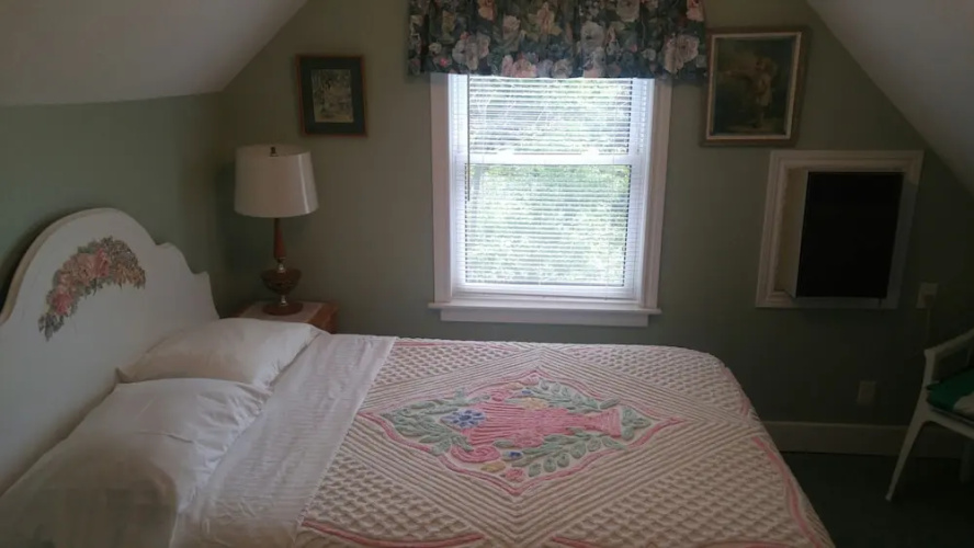 2 bedroom Wiffen Cottage