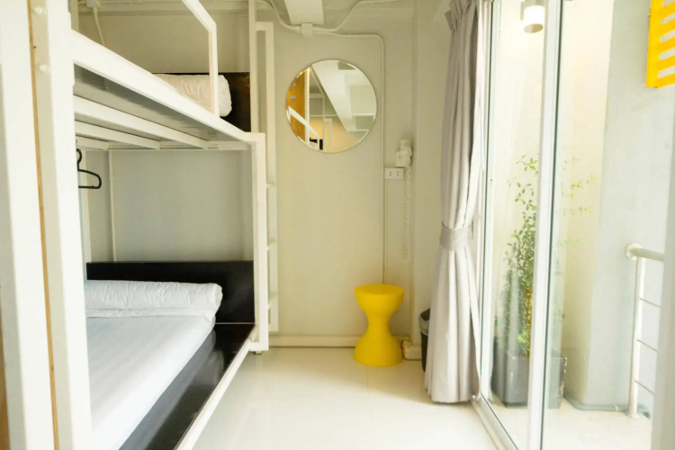 OYes Hostel
