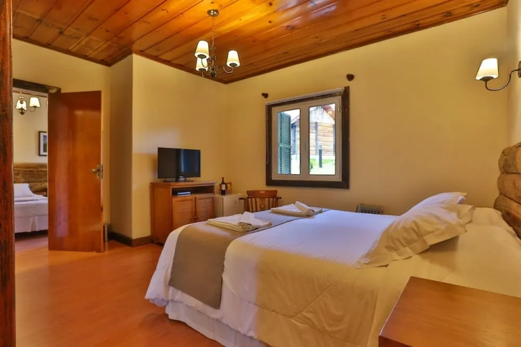 Superior Quadruple Suite