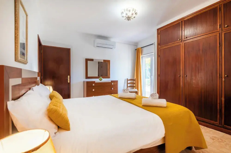 Solar do Castelo Villa with Pool