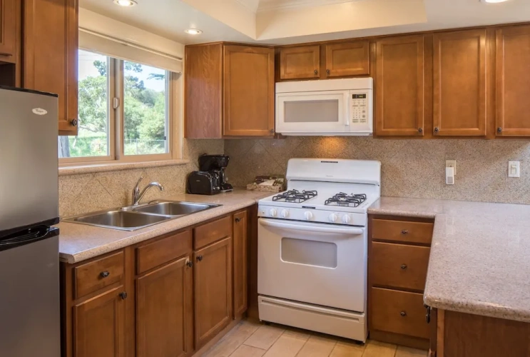 1 Bedroom Standard Suite