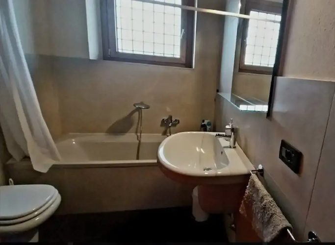 Apartment in Iseo With Pool Bliss