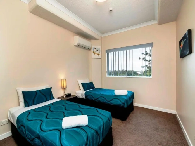 3 Bedrooms Luxury Apartment