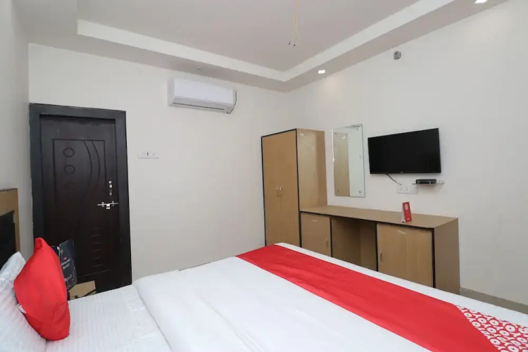 OYO 26772 Hotel Devlali