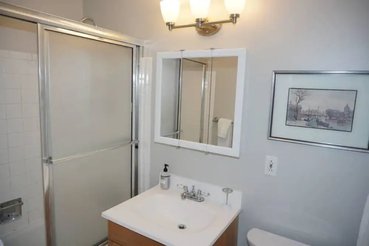 100 Dean St E #1A (203032-4273) - 2 Br Condo