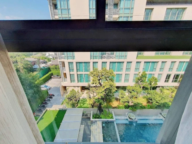 Deluxe Double room with pool view