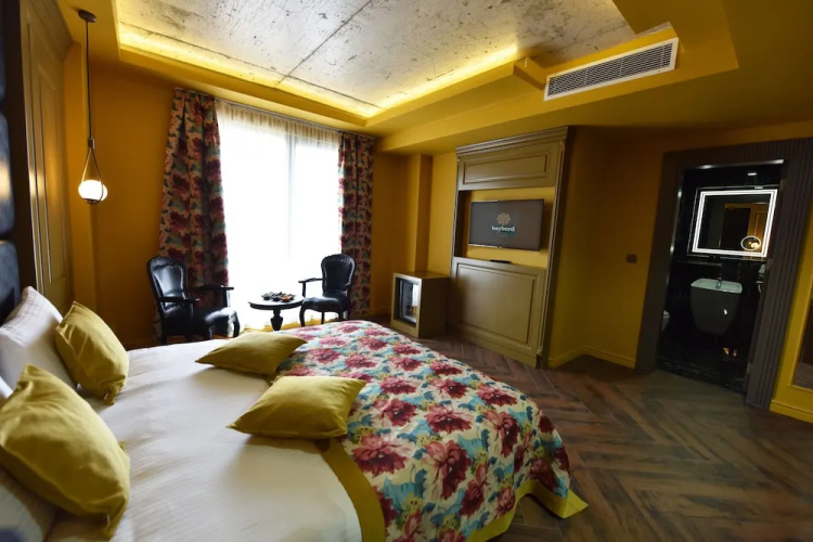 Bayberd Hotel