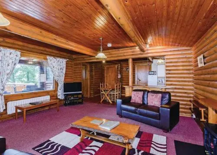 Penllwyn Lodges