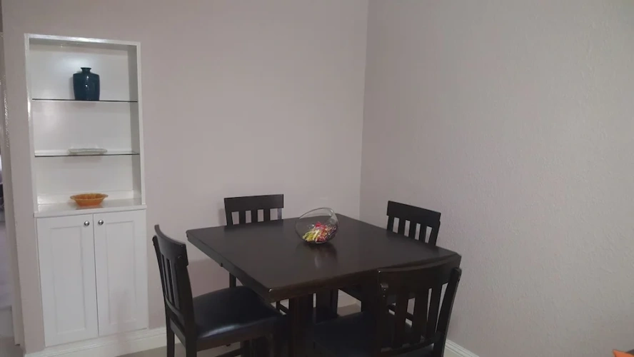 1 Bedroom Apartment with mountain view