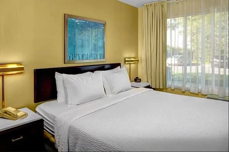 Deluxe Double Suite