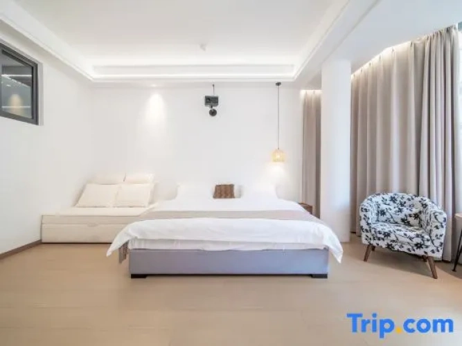 Standard Triple Family room
