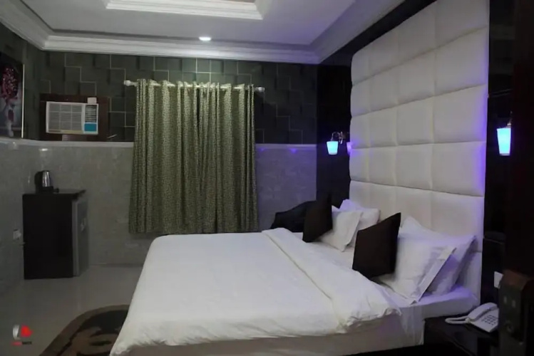 Castle Majestic Hotel