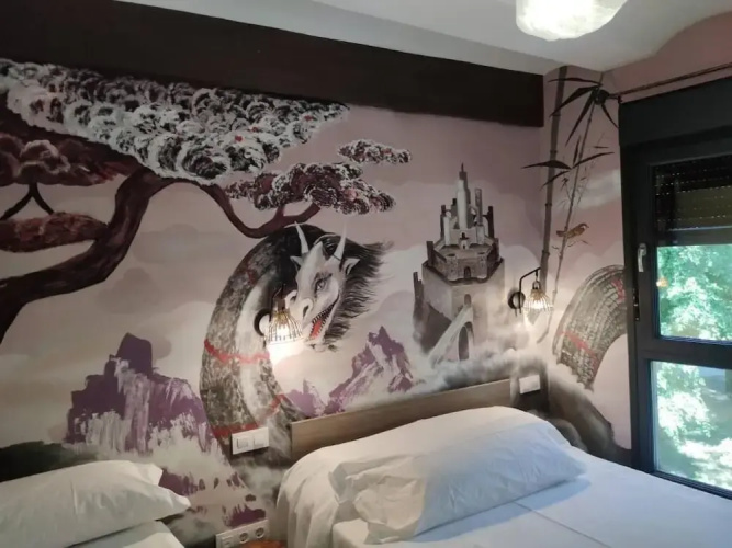 FAMILYHOSTEL