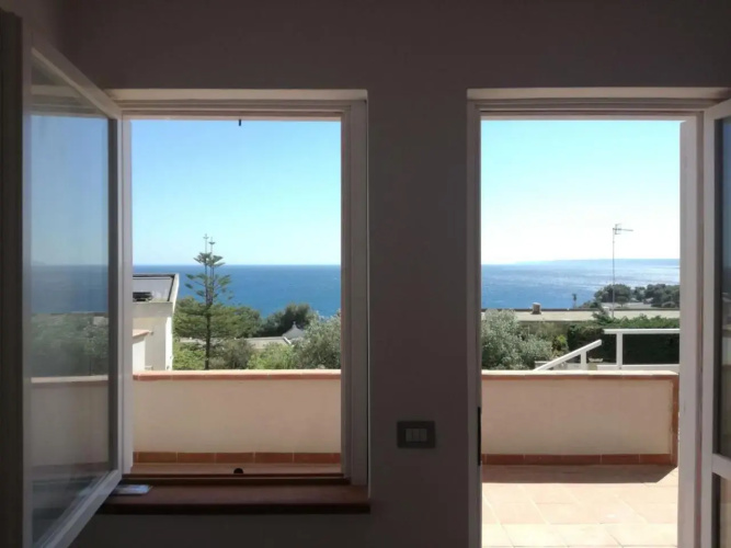 Alma House Santa Cesarea