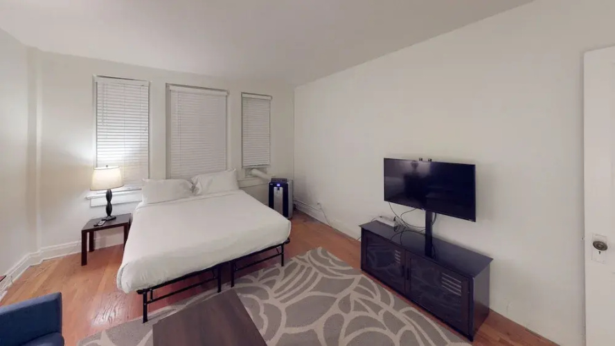The Lee ApartaHotel