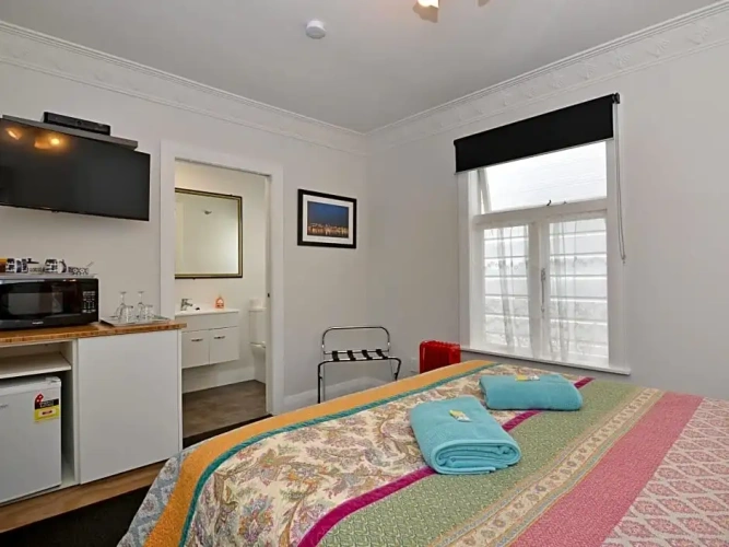 Deluxe Double Suite