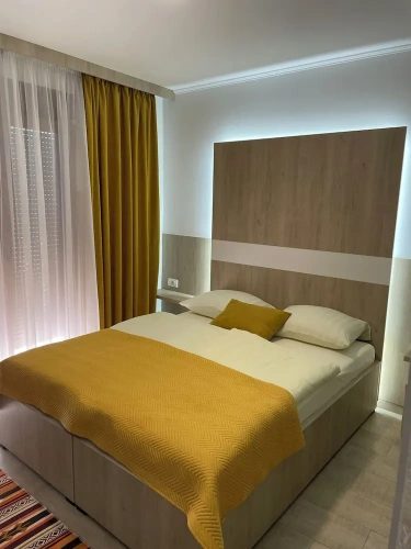 Deluxe Double room with balcony and with park view