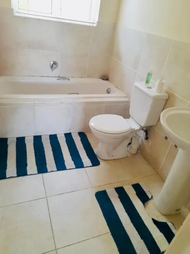 Cosy 2bedroom 2baths apartment