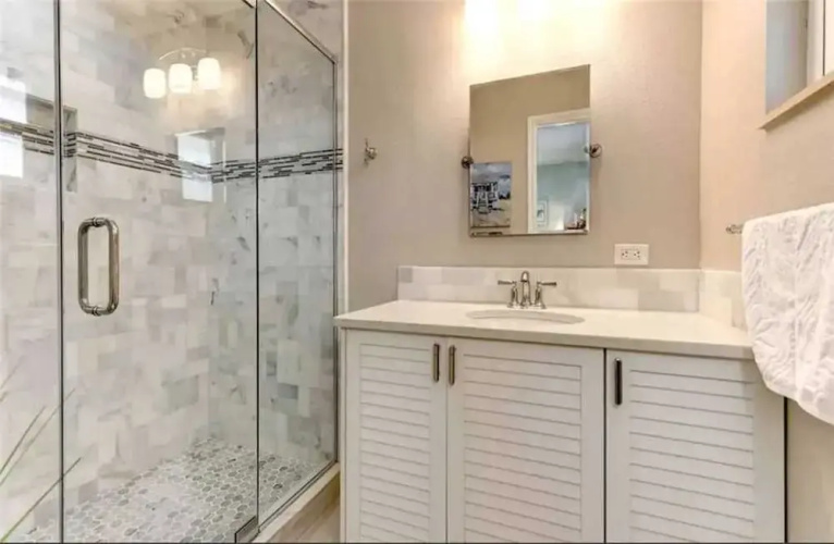 113 8th Street South Apartment 2