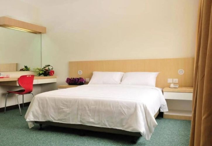 Phoenix Hotel