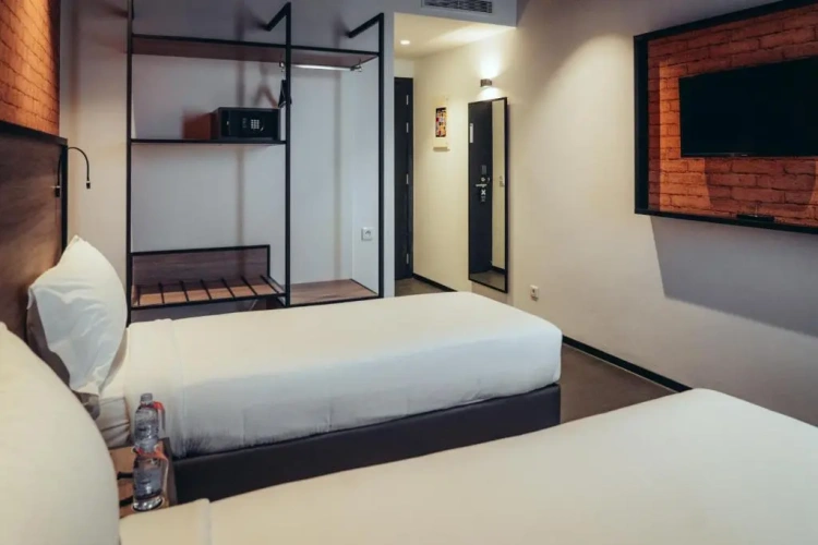 Superior Twin room