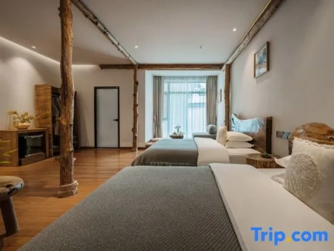 Luxury Double room with balcony