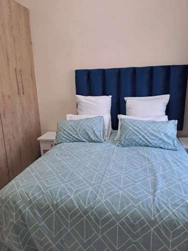 1 Bedroom Apartment with garden view