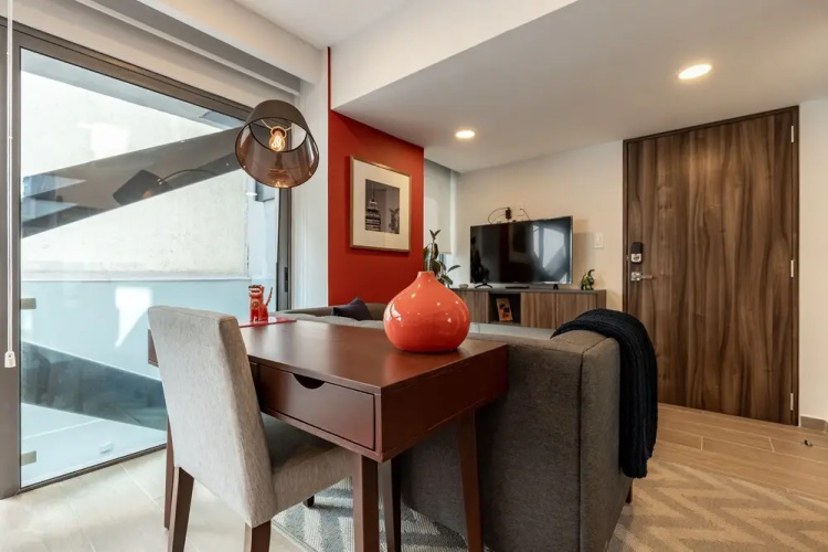 Casai Roma 1 BR Stylish Oasis