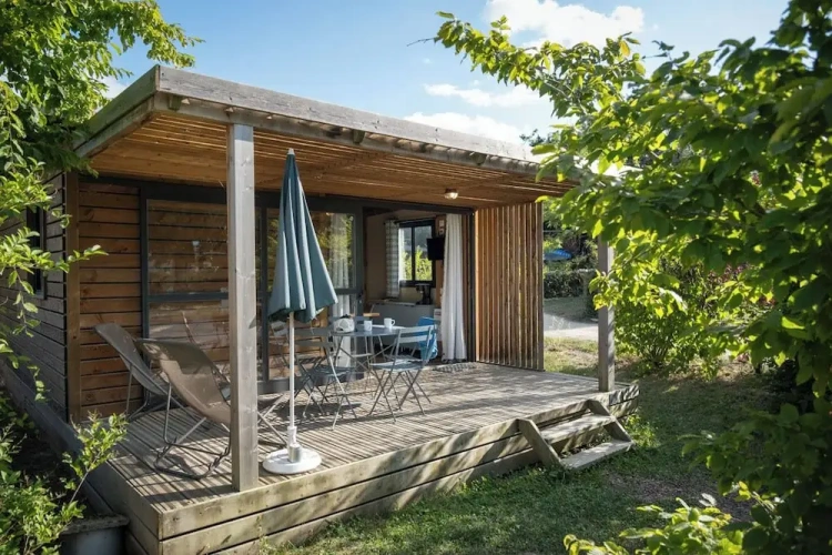 2 Bedrooms Chalet
