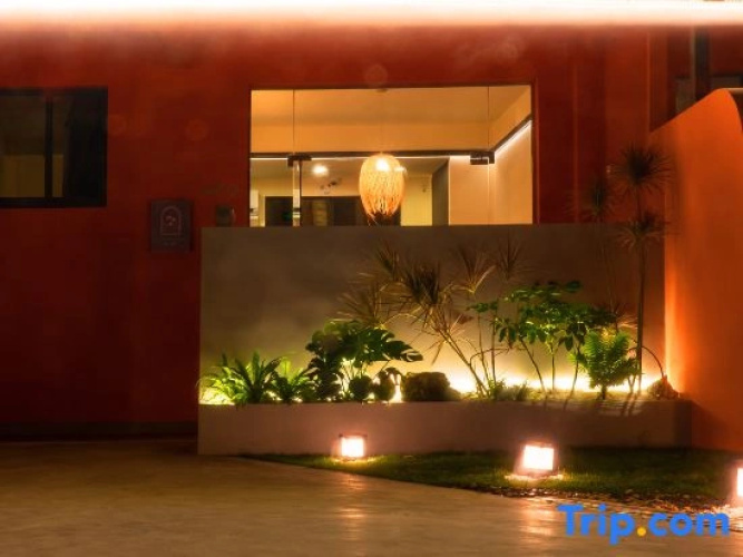 Firefly Coconut Grove B&B