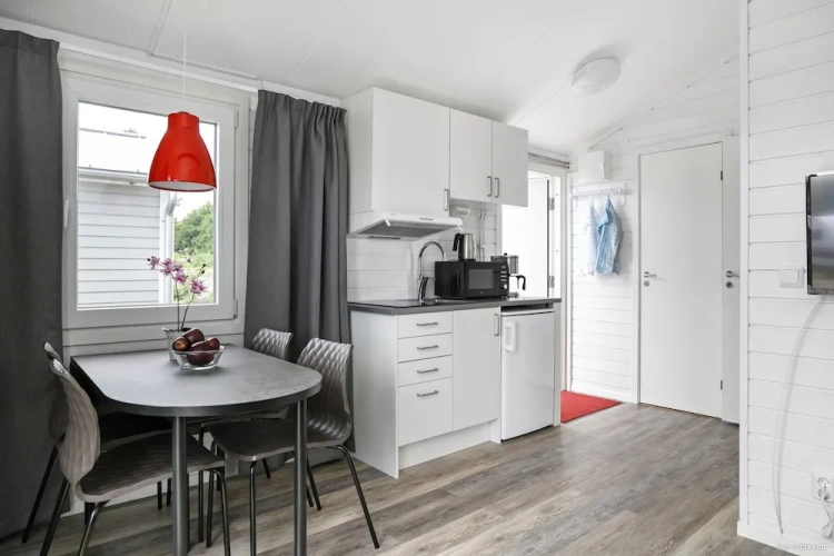 1 Bedroom Comfort room