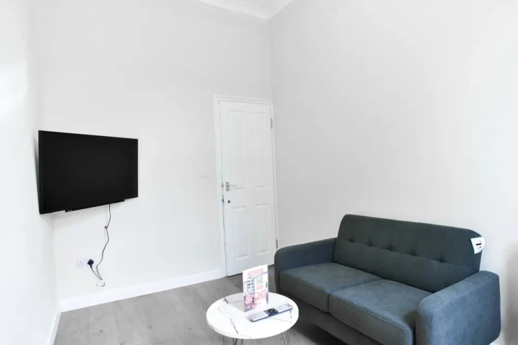 Studio Apartment In Euston