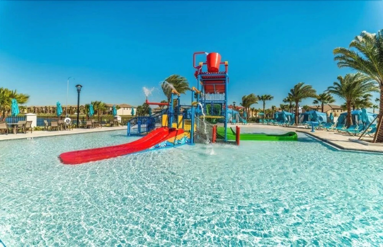 Windsor 5 Bed Townhouse w Splashpool - 3808WW
