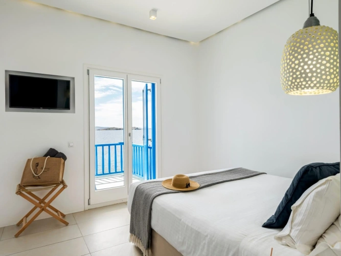 Bluetopia Suites