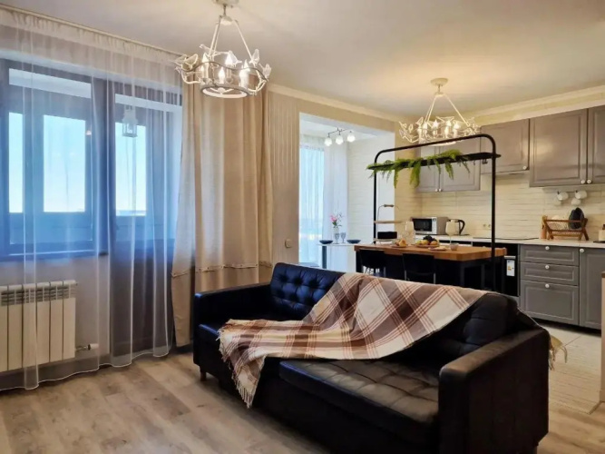 Apartment on Batyr 41