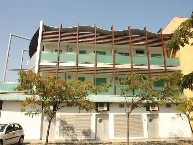 1 Bedroom Apartment with balcony and with city view